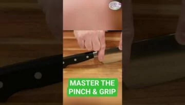 Master Knife Control: The Pinch Grip Technique Explained